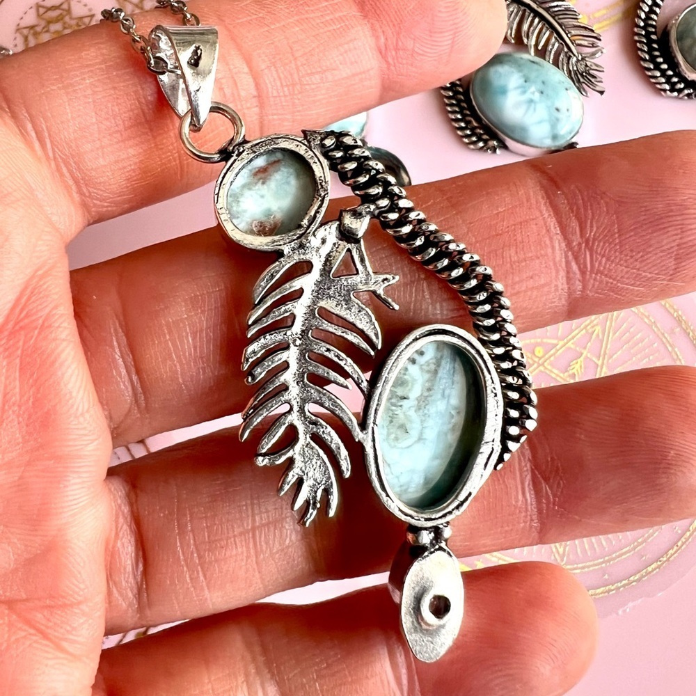 925 Caribbean Larimar + Feather Blue Topaz Necklace Pendant - Picture 5 of 10